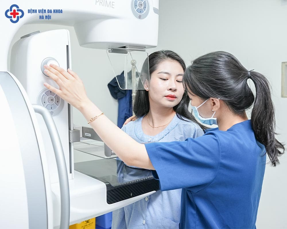 Bệnh viện Đa khoa Hà Nội áp dụng hệ thống máy móc hiện đại trong gói khám tầm soát ung thư