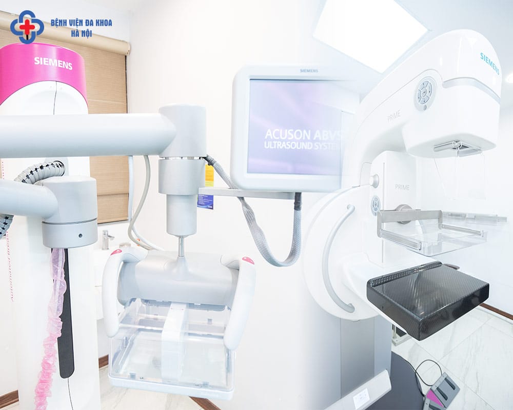 Hệ thống máy X-quang vú 3D Mammography và siêu âm vú 3D Acuson S2000 cho kết quả chính xác đến hơn 95%