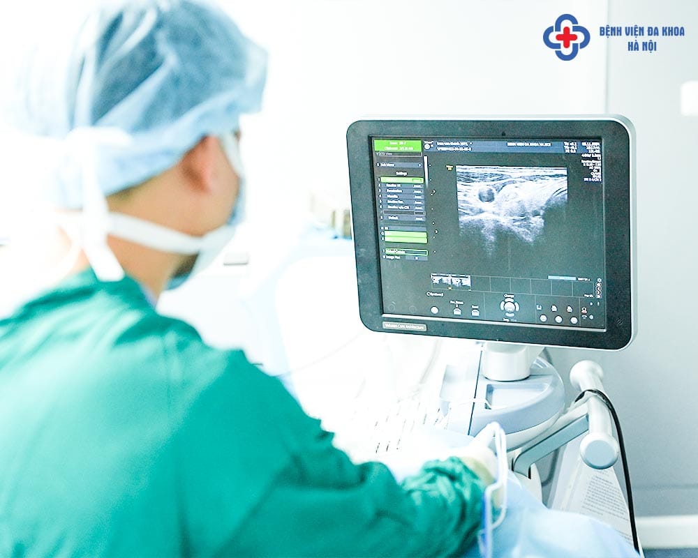 Đốt sóng cao tần RFA là một kỹ thuật xâm lấn tối thiểu qua da