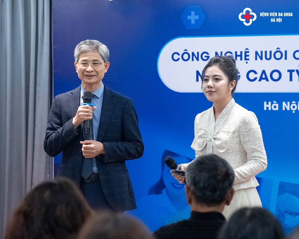 Chủ đề nuôi phôi luôn là vấn đề được nhiều ba mẹ đặt vấn đề cho các chuyên gia tại Bệnh viện Đa khoa Hà Nội