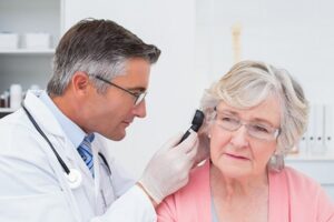 gười cao tuổi nên ăn thực phẩm giàu kẽm để làm chậm quá trình lão thính