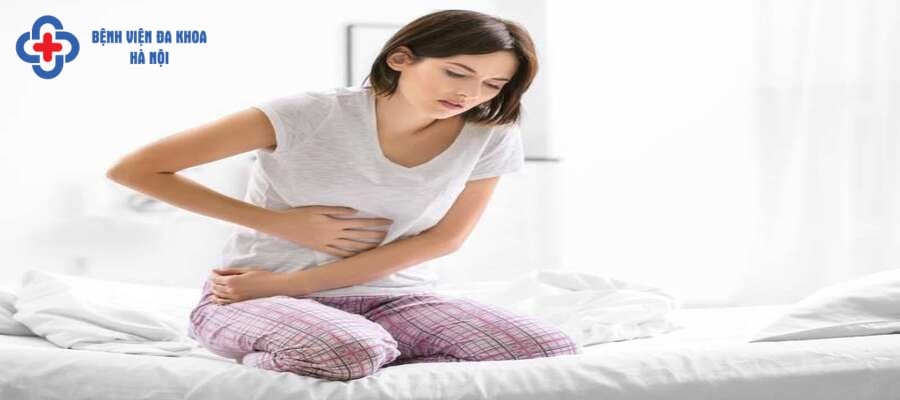 Đau đớn tại vị trí phẫu thuật là biến chứng thường gặp sau mổ sỏi niệu quản