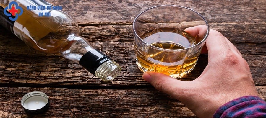 Đồ uống có cồn ảnh hưởng tới quá trình hồi phục sau điều trị tán sỏi niệu quản