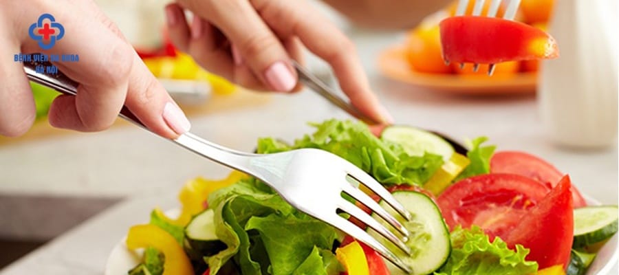 Sau tán sỏi bệnh nhân cần chế độ dinh dưỡng lành mạnh