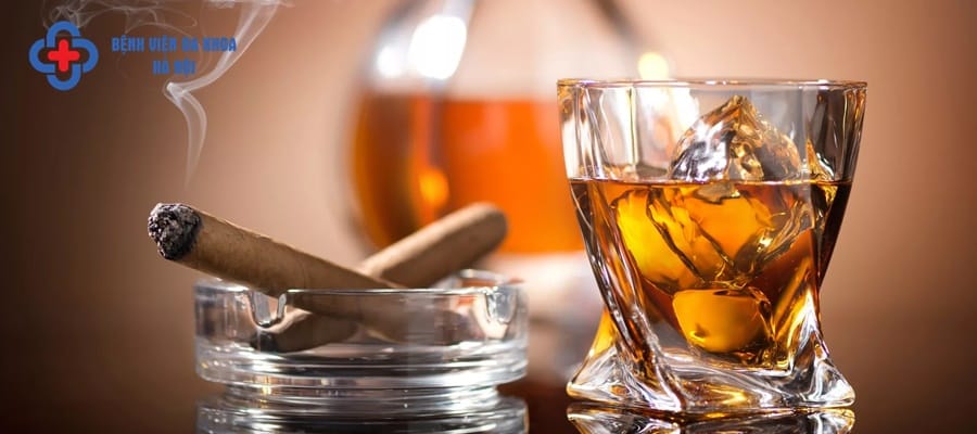 Rượu, bia, thuốc lá cần tránh cho người sỏi thận