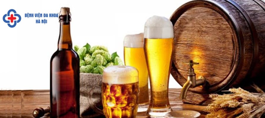Kiêng bia rượu và chất kích thích sau khi tan soi nieu quan nen kieng gi