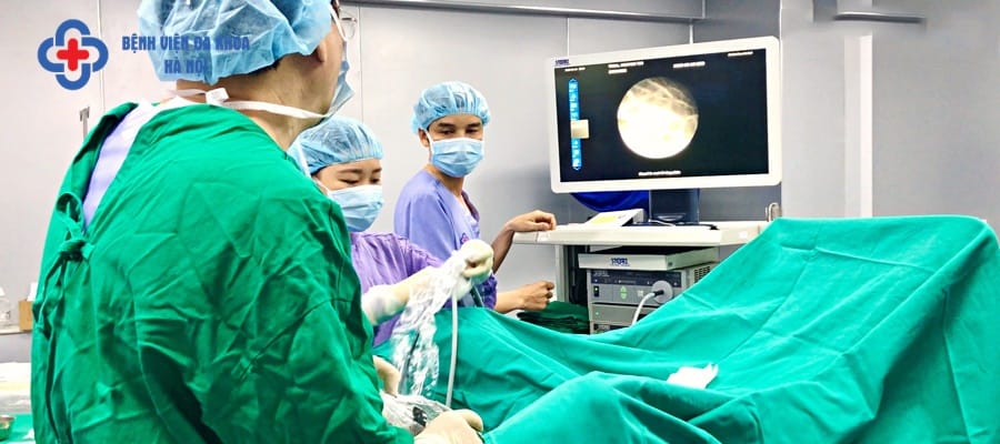 Tán sỏi qua da điều trị sỏi thận