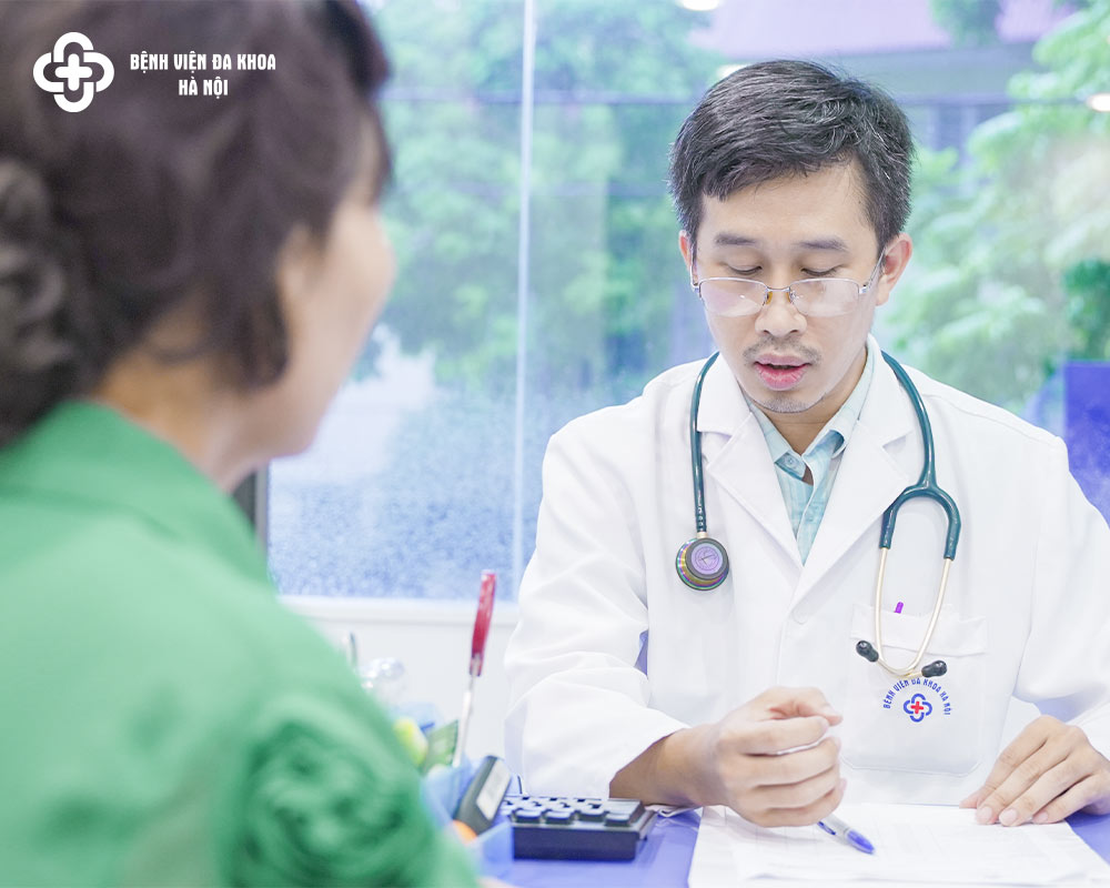 Ung thư tuyến giáp thể không biệt hóa được chia thành 4 giai đoạn