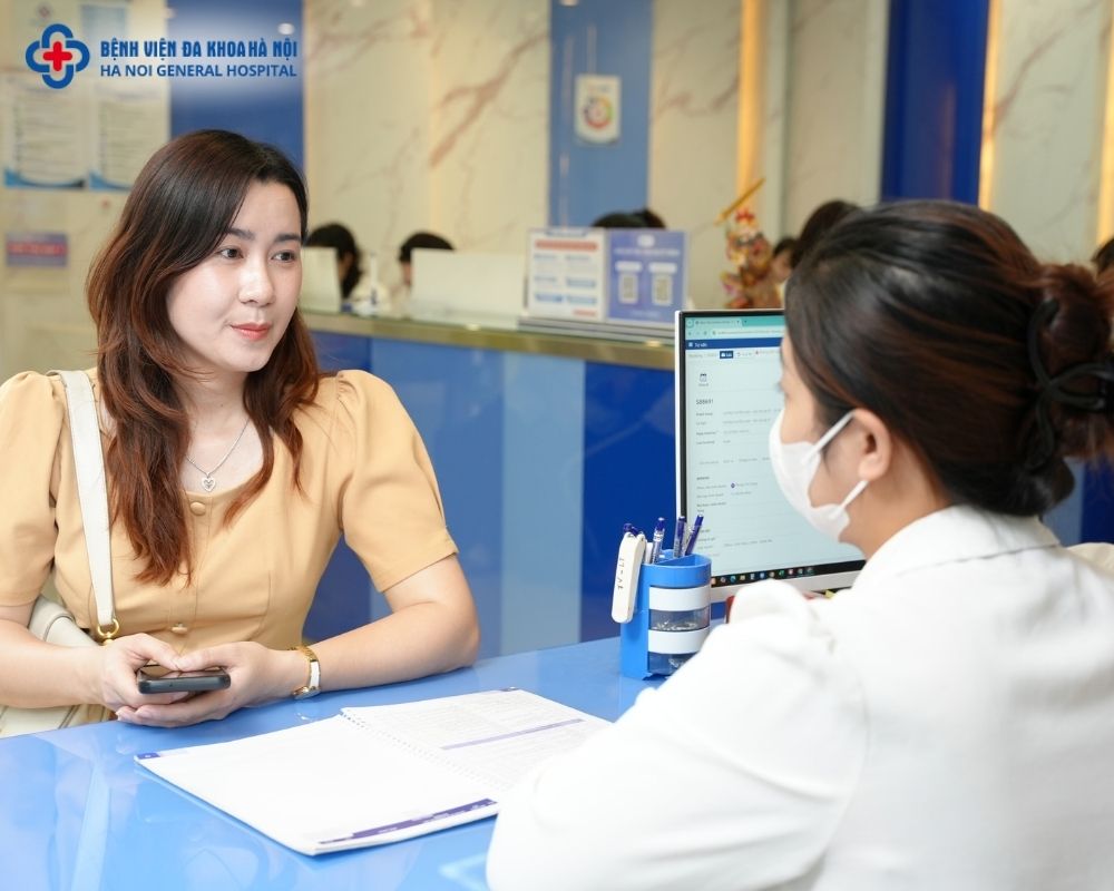 Điều trị nhắm trúng đích và liệu pháp miễn dịch