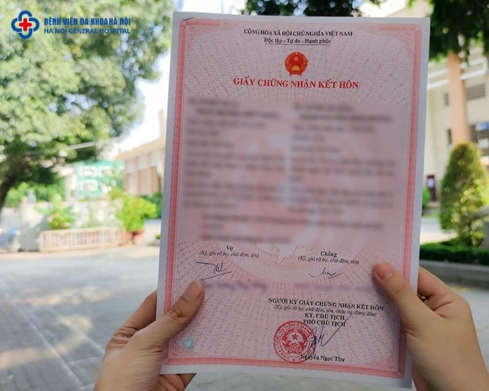 Làm IVF có cần giấy đăng ký kết hôn không?